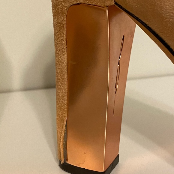 Brian Atwood Heels - Picture 4 of 11